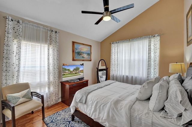18623 SW 7th Street, Pembroke Pines, FL 33029