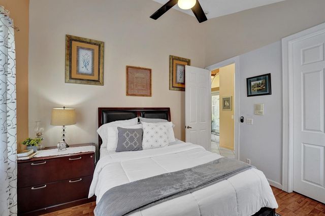 18623 SW 7th Street, Pembroke Pines, FL 33029