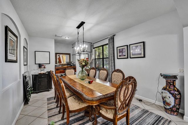 18623 SW 7th Street, Pembroke Pines, FL 33029