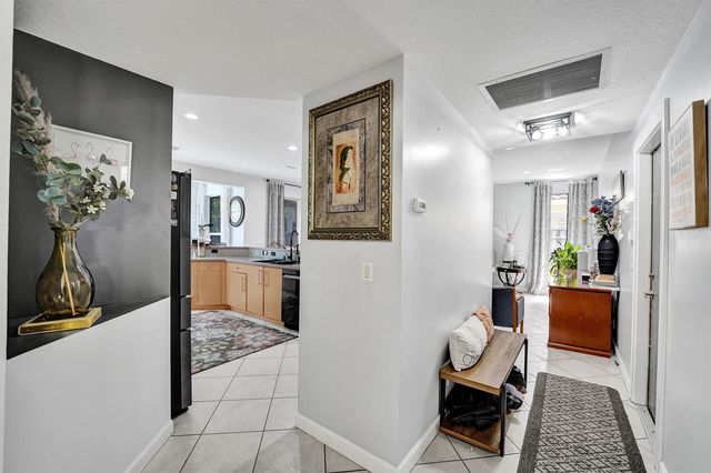 18623 SW 7th Street, Pembroke Pines, FL 33029
