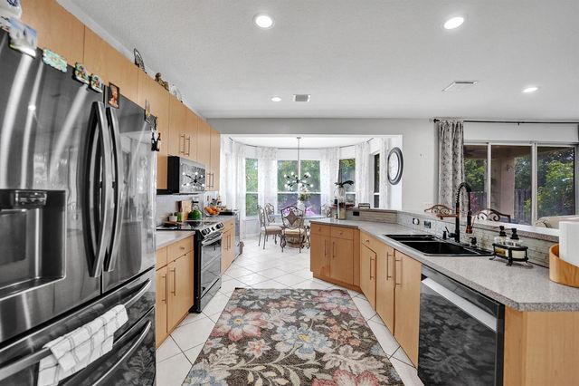 18623 SW 7th Street, Pembroke Pines, FL 33029
