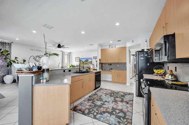 18623 SW 7th Street, Pembroke Pines, FL 33029