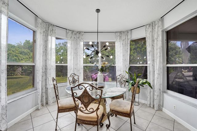 18623 SW 7th Street, Pembroke Pines, FL 33029