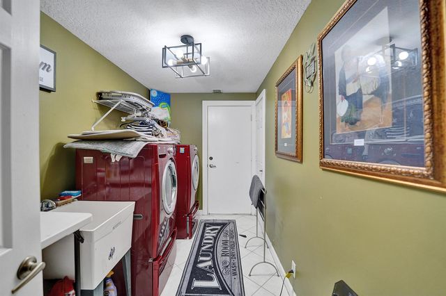 18623 SW 7th Street, Pembroke Pines, FL 33029