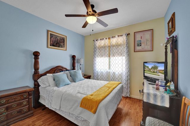 18623 SW 7th Street, Pembroke Pines, FL 33029