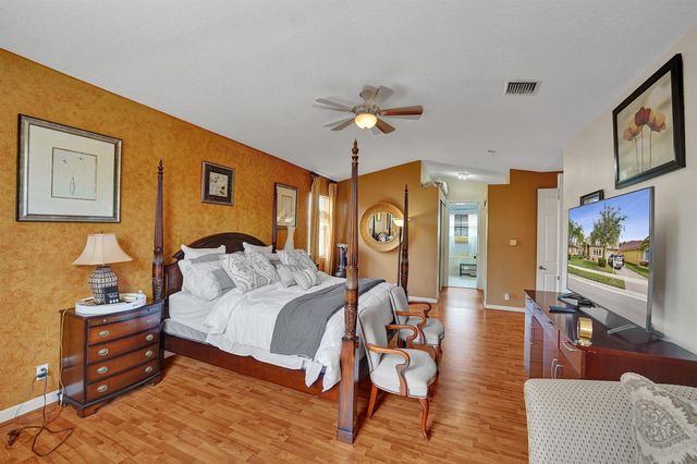 18623 SW 7th Street, Pembroke Pines, FL 33029