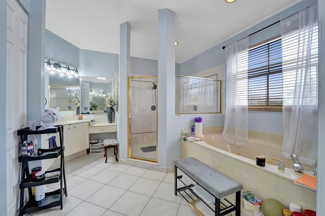 18623 SW 7th Street, Pembroke Pines, FL 33029