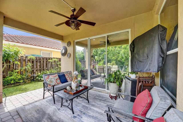 18623 SW 7th Street, Pembroke Pines, FL 33029