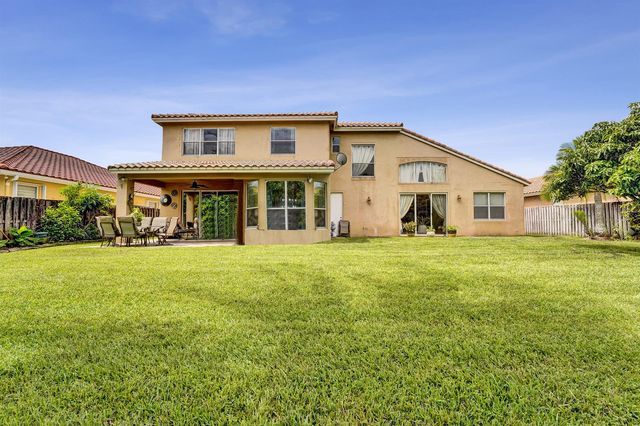 18623 SW 7th Street, Pembroke Pines, FL 33029