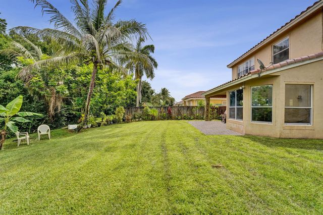 18623 SW 7th Street, Pembroke Pines, FL 33029