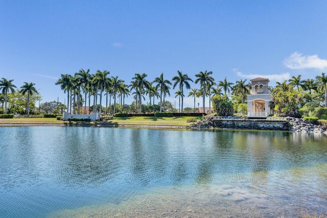 18623 SW 7th Street, Pembroke Pines, FL 33029
