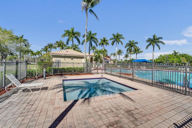18623 SW 7th Street, Pembroke Pines, FL 33029