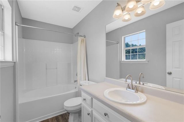 388 Royal Court, Jackson, GA 30233