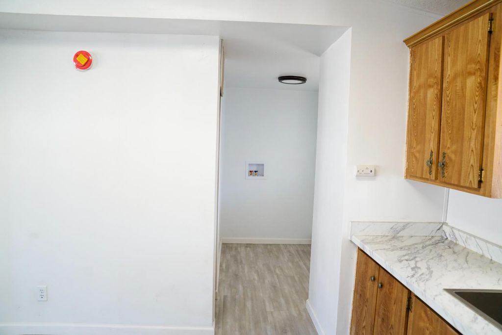 Image 16 of property listing at 1551 6th Avenue Drive # 161, Kingsburg, CA 93631