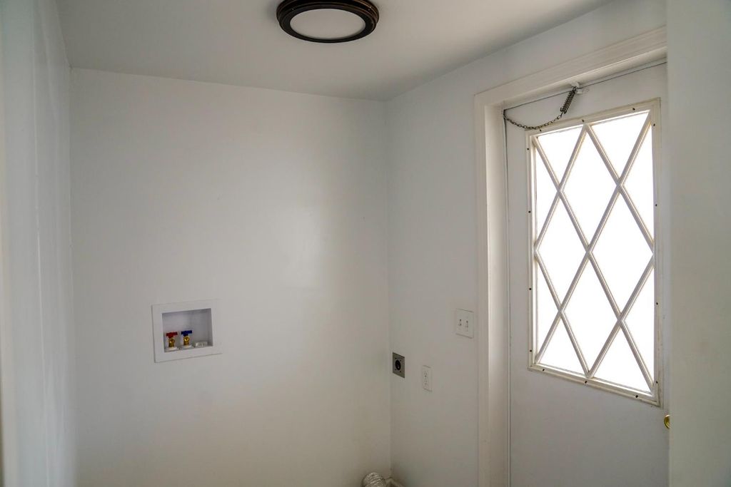 Image 17 of property listing at 1551 6th Avenue Drive # 161, Kingsburg, CA 93631