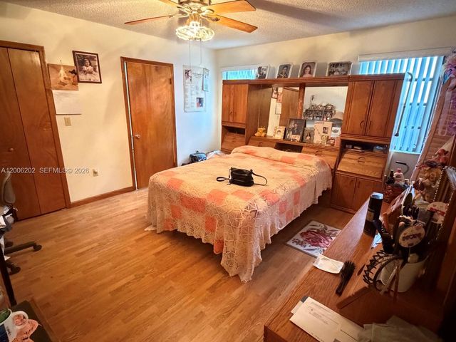 9300 SW 164th St, Palmetto Bay, FL 33157
