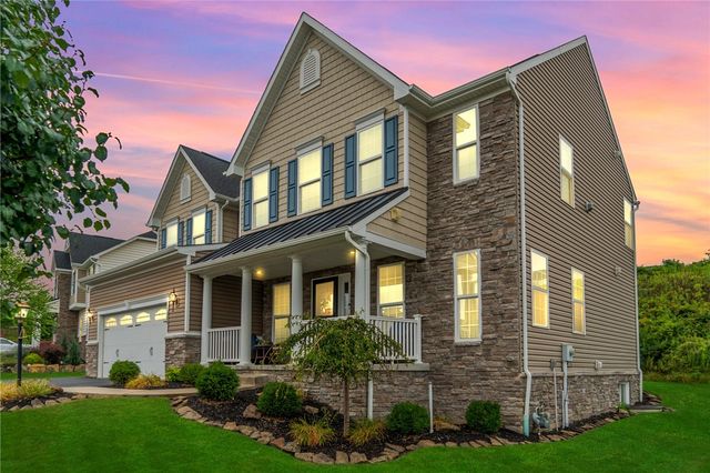 108 Vista Ct, North Fayette, PA 15071