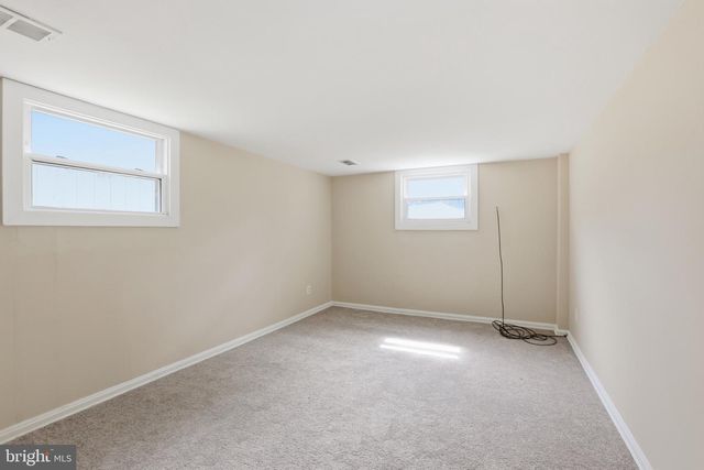 60 HOLDEN DR, New Castle, DE 19720