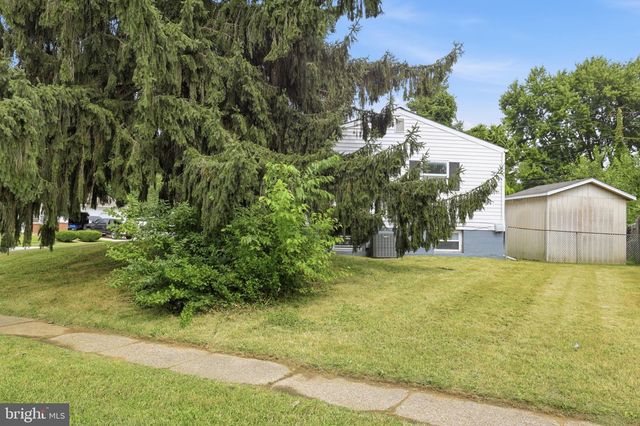 60 HOLDEN DR, New Castle, DE 19720