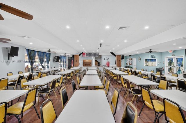 2801 Somerset Dr 205, Lauderdale Lakes, FL 33311