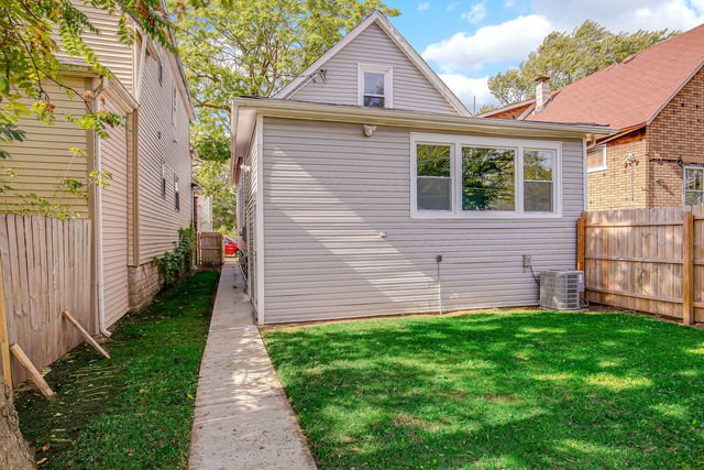 11353 S Stewart Avenue, Chicago, IL 60628