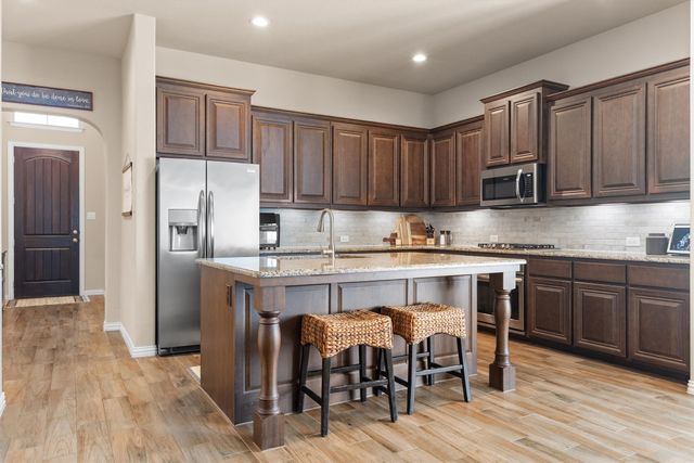 2108 Moonsail Lane, Denton, TX 76210