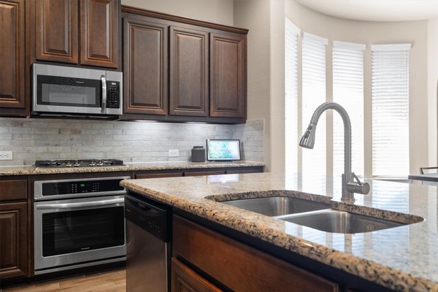 2108 Moonsail Lane, Denton, TX 76210