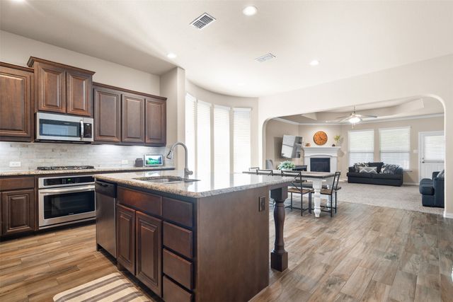 2108 Moonsail Lane, Denton, TX 76210