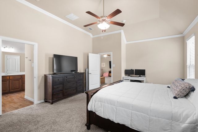 2108 Moonsail Lane, Denton, TX 76210