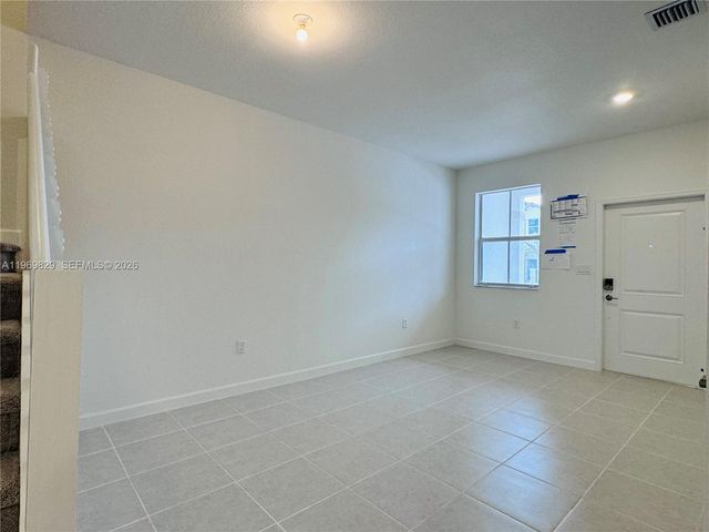 2527 SE 29th St, Homestead, FL 33035