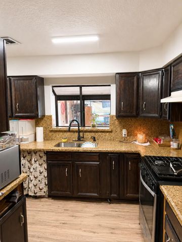 154 Woodway Drive, Magnolia, TX 77355
