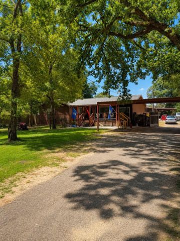 154 Woodway Drive, Magnolia, TX 77355