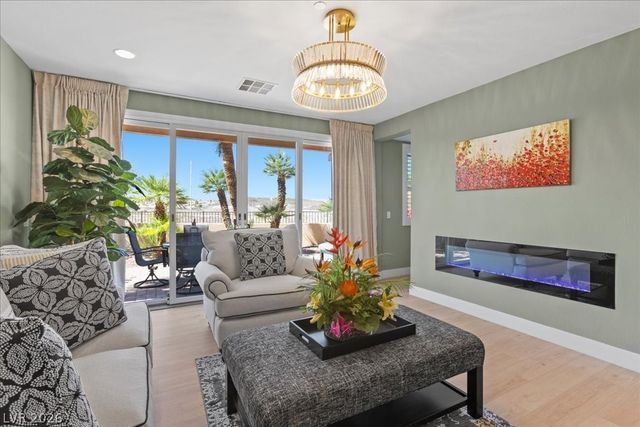 1195 Calcione Drive, Henderson, NV 89011