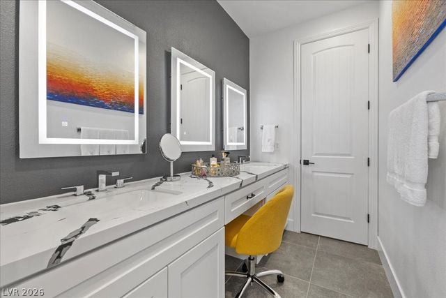 1195 Calcione Drive, Henderson, NV 89011