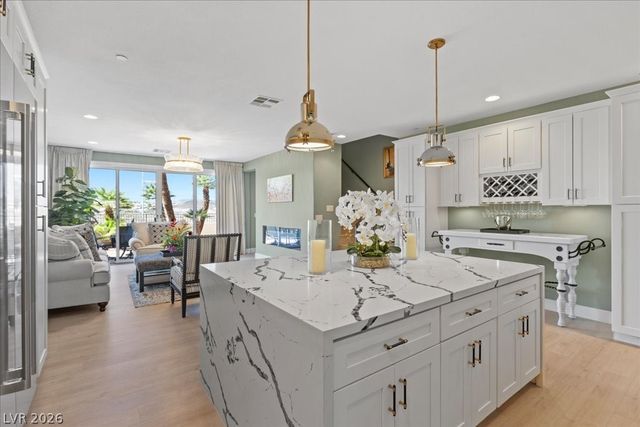 1195 Calcione Drive, Henderson, NV 89011