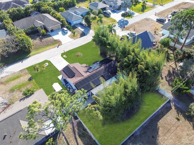 8341 Cardinal Rd, Fort Myers, FL 33967