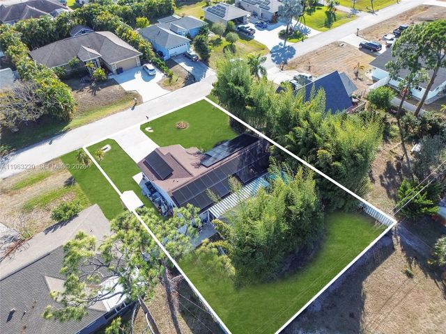 8341 Cardinal Rd, Fort Myers, FL 33967