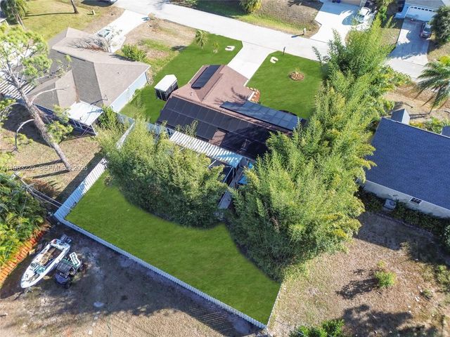 8341 Cardinal Rd, Fort Myers, FL 33967