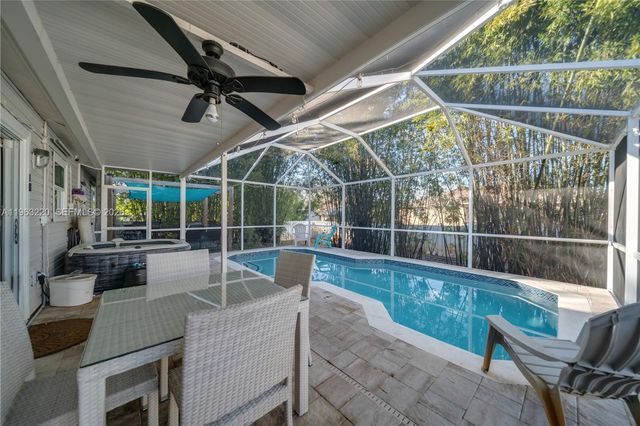 8341 Cardinal Rd, Fort Myers, FL 33967