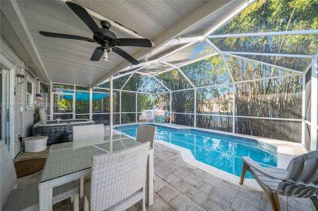 8341 Cardinal Rd, Fort Myers, FL 33967