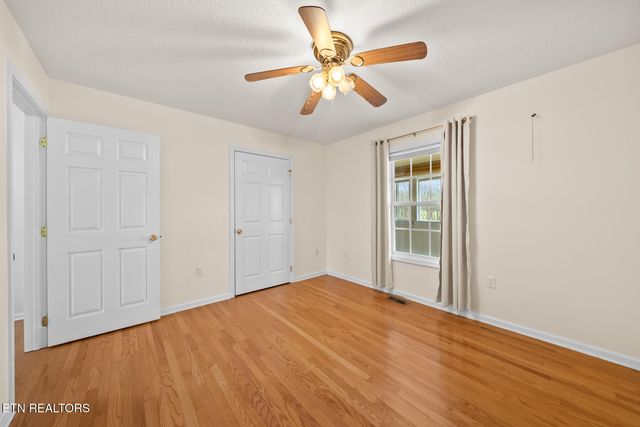 3076 Ryan Rd, Crossville, TN 38571