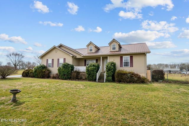 3076 Ryan Rd, Crossville, TN 38571
