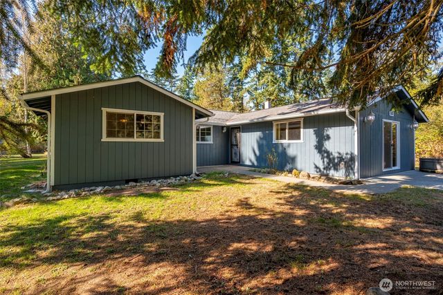 880 Quail Lane, Oak Harbor, WA 98277
