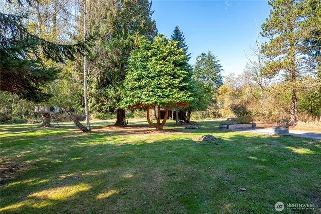 880 Quail Lane, Oak Harbor, WA 98277