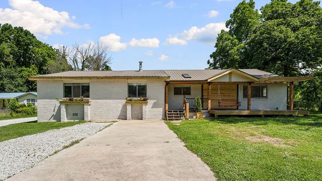 20908 Dawn Hill East Road, Gentry, AR 72734