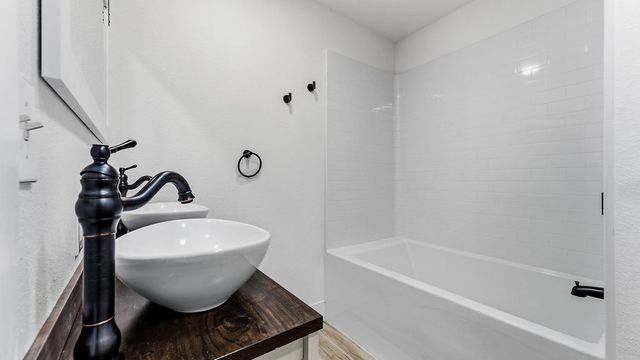 20908 Dawn Hill East Road, Gentry, AR 72734