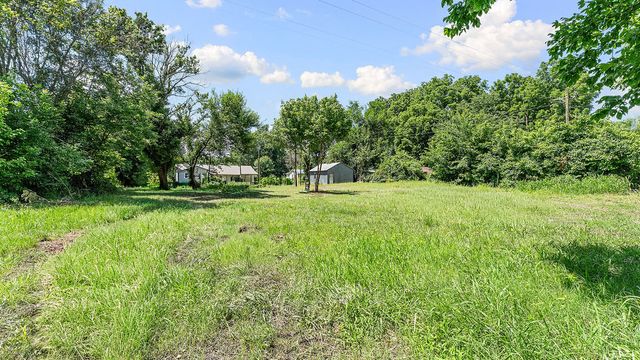 20908 Dawn Hill East Road, Gentry, AR 72734