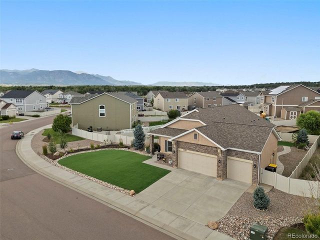 7338 Benecia Dr, Fountain, CO 80817