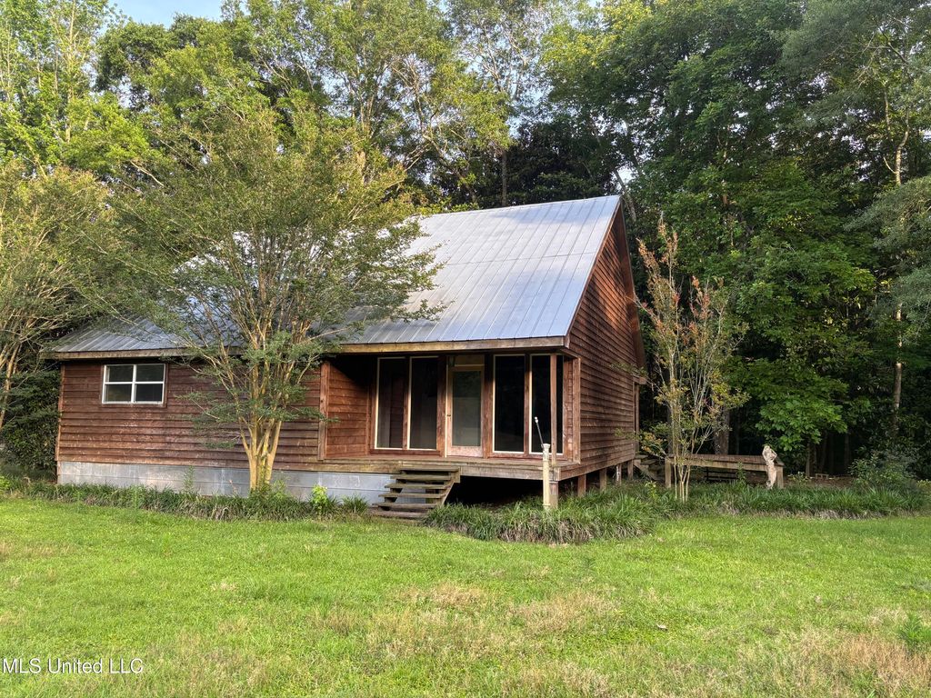 594 Homer Ladner Road, Poplarville, MS 39470