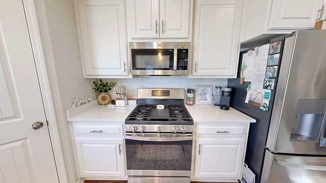 132 Leaf Street, Midland City, AL 36350